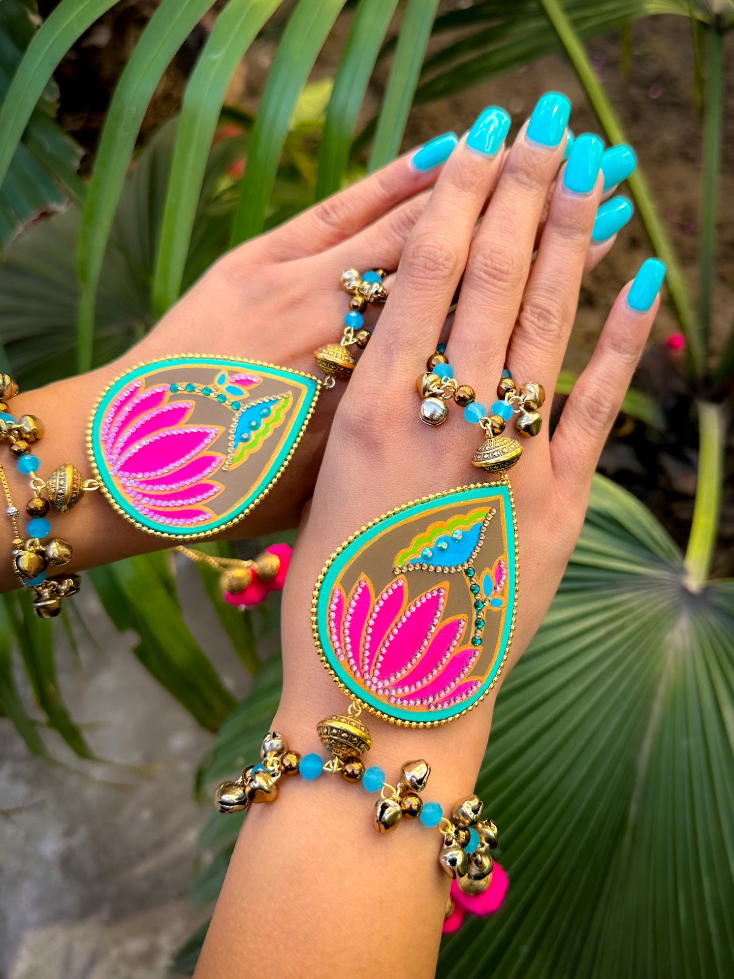 Sarojini hathfool Set of 2